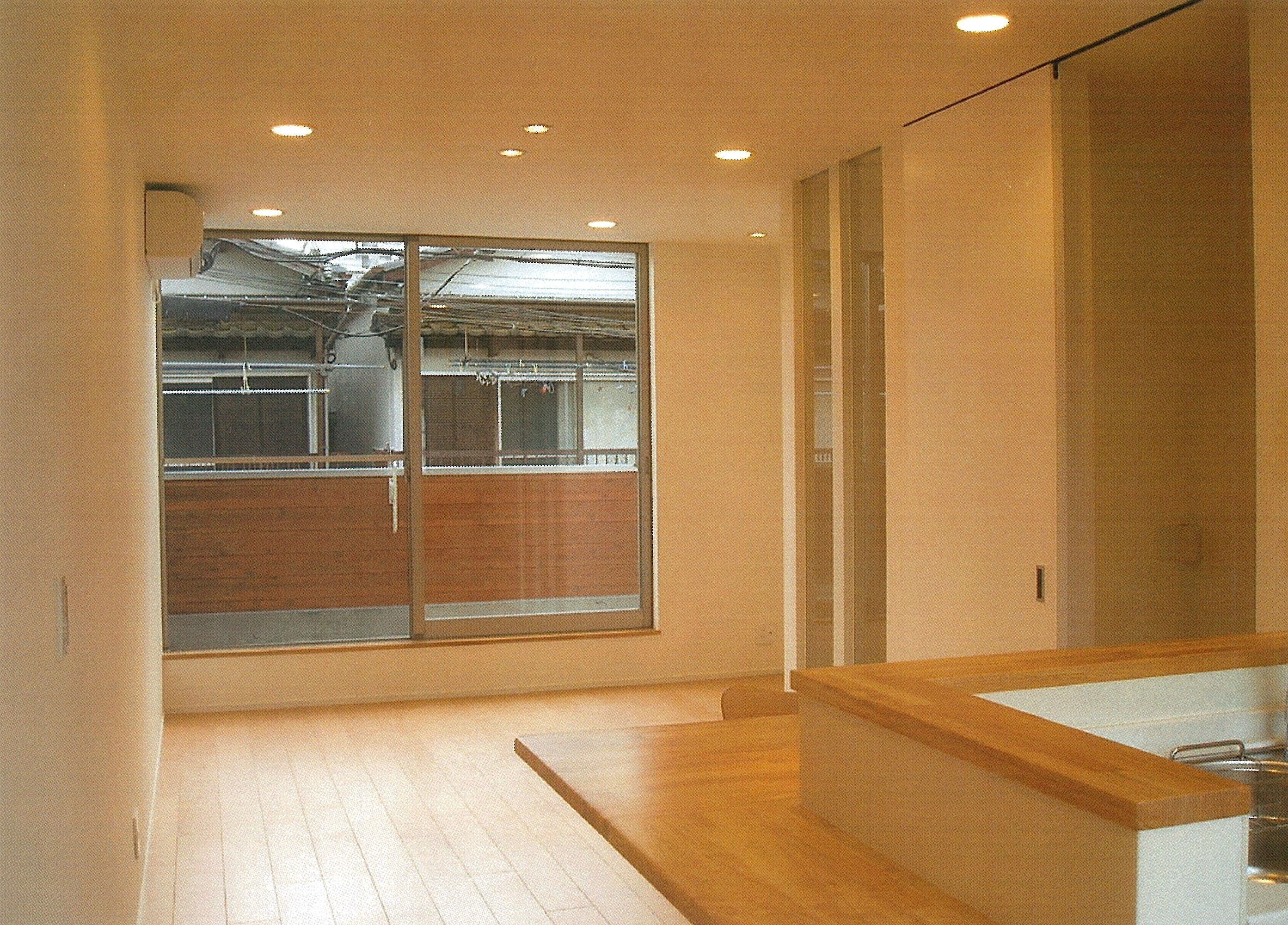 thumbnail01
