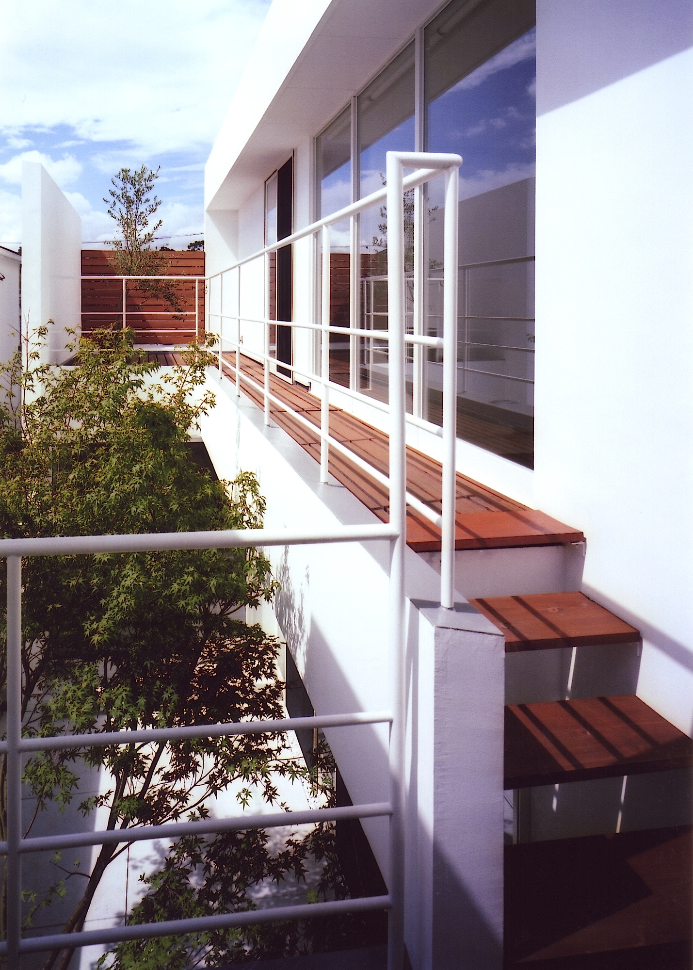 thumbnail01
